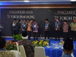 Mendikdasmen Abdul Mu’ti Terima Penghargaan “75 Tokoh Pamomong Jawa Tengah” dari Suara Merdeka Network