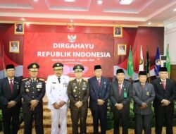 Kajati Bengkulu didampingi Ketua IAD Wilayah Bengkulu Menghadiri Upacara Bendera Peringatan HUT RI ke 80 di Gedung Daerah Balai Raya Semarak Bengkulu