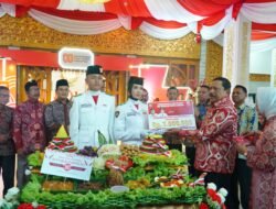 Rangkaian HUT ke-80 RI Ditutup, Wagub Mian Bagikan Reward kepada Paskibraka