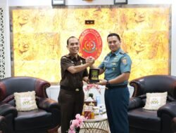 Danlanal Bengkulu Pamit Kepada Kepala Kejaksaan Tinggi Bengkulu