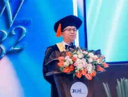Wamendikdasmen Atip Dorong Lulusan UAI Kuasai AI dan Punya Semangat Berinovasi