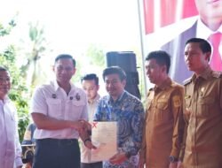 Menko AHY Serahkan 184 Sertifikat Tanah, Pelayanan Pertanahan di Bengkulu Naik 13,3%