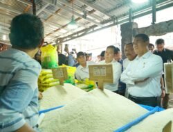Pulang ke Bengkulu Bersama Mentan, Ketua DPD RI Sultan B Najamuddin Pastikan Stok Beras Aman, Pemprov Bengkulu Dampingi Peninjauan Harga di Pasar Panorama