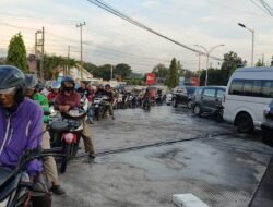 Antrean Mengular, Pertalite di SPBU Banyak Kosong Warga Kesal