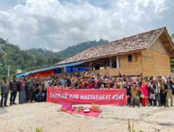 Resmikan Sekolah Adat Tunggu Tubang, DPRD Janji Urus Perda Pengakuan dan Perlindungan Masyarakat Adat