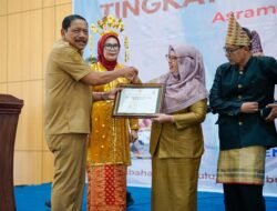 Wakil Gubernur Mian Tutup Festival Tunas Bahasa Ibu