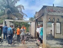 Rumah Pedagang Kantin Sekolah Ludes Terbakar Si Jago Merah