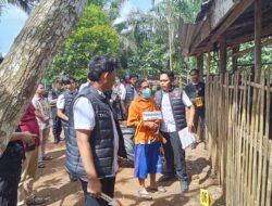 Polisi Gelar Rekonstruksi Kasus Ayah Bunuh Anak Tiri di Bengkulu Tengah