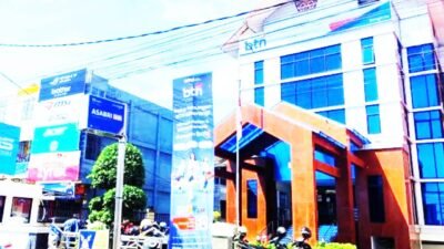 Nasabah KPR BTN di Perum GAA Kaget, Baru Telat Sebulan Sudah “Dihadiahi” Stiker