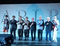 Tabuh Dhol KKT di Pelataran Benteng Fort Marlborough