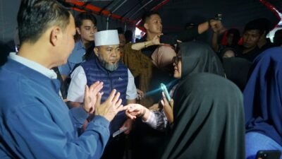 Gubernur Helmi Hasan Hadir Langsung Bantu Masyarakat Sumatera Barat Terdampak Bencana Banjir