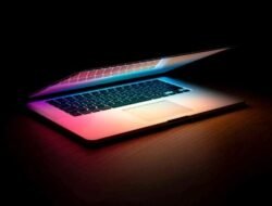 “Teknologi Makin Pintar, Mengapa Manusia Justru Makin Lelah?”