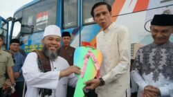 Gubernur Serahkan Bus Sekolah Gratis untuk Kaur, Dorong Akses dan Keselamatan Pelajar
