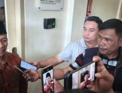 Warga Sawah Lebar Minta Tebing Jalan Diperbaiki, Rahmad Widodo Siap Perjuangkan Anggaran