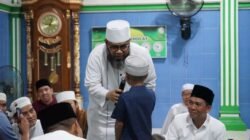 Gubernur Helmi Hasan Gelar Safari Ramadan di Sungai Rumbai, Salurkan Bantuan dan Paket Pekerjaan Jalan