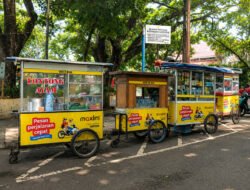 Maxim Perkuat Dukungan UMKM Bengkulu, Tingkatkan Kebersihan Pasar dan Ruang Publik
