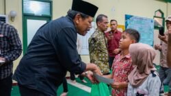 Nostalgia Masa Muda di Bengkulu Selatan, Wagub Mian Salurkan 100 Santunan untuk Kaum Dhuafa